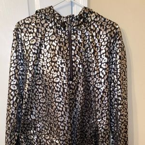 Pull Over Wind Breaker